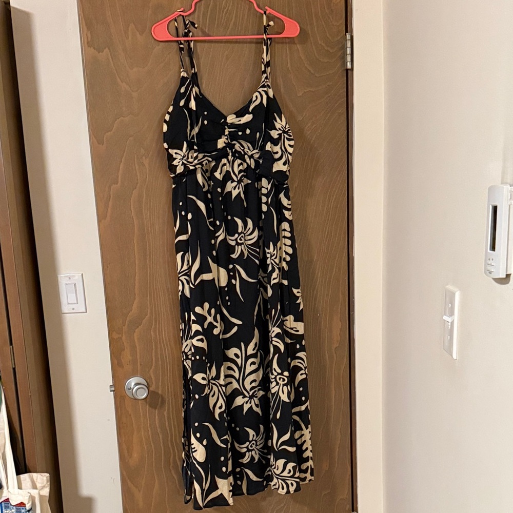 GAP Black and Cream Floral Maxi Dress
